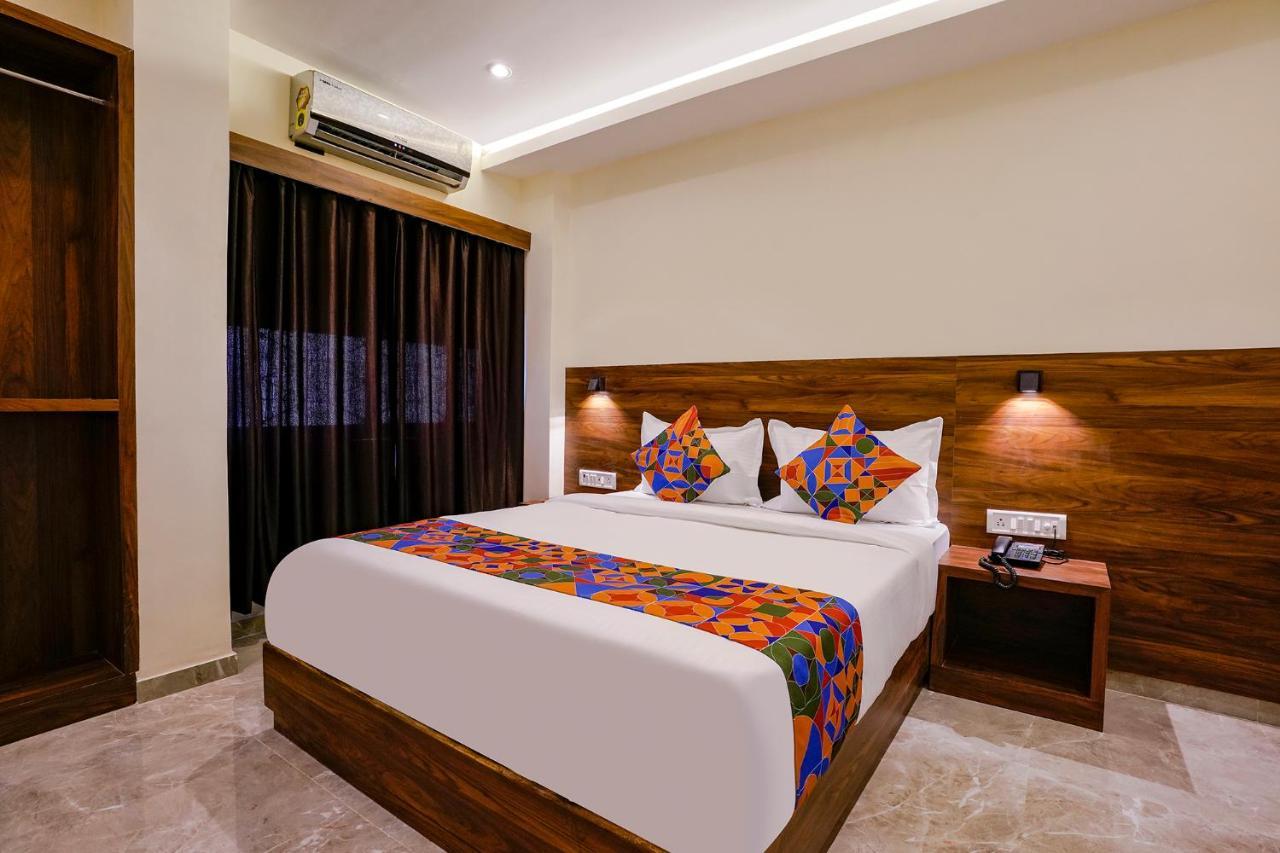 Fabhotel Antlers Mumbai  Buitenkant foto